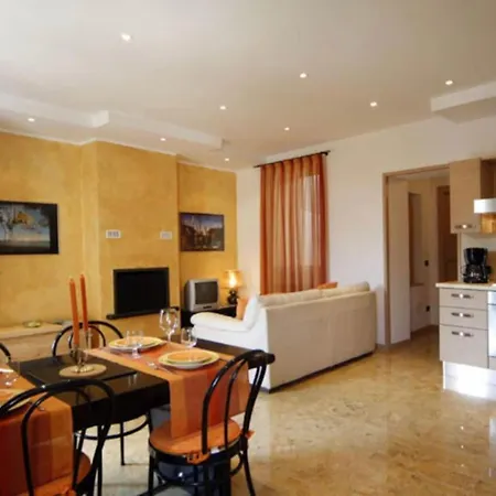 Daire Gorgeous 1 Double Bedroom Bellagio